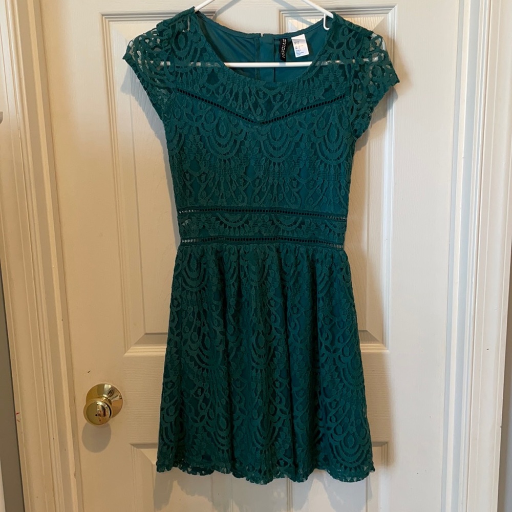 H&M Emerald Green Lace Dress